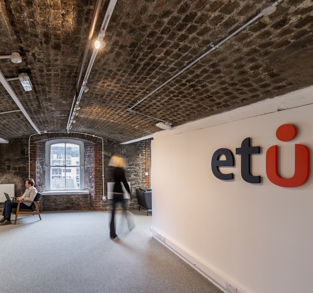 etu-office-careers-1